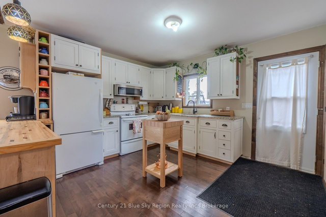 167 Cache Bay Road
