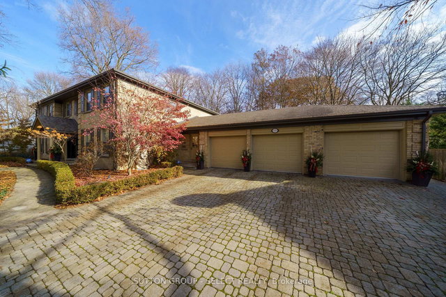 129 Wychwood Place