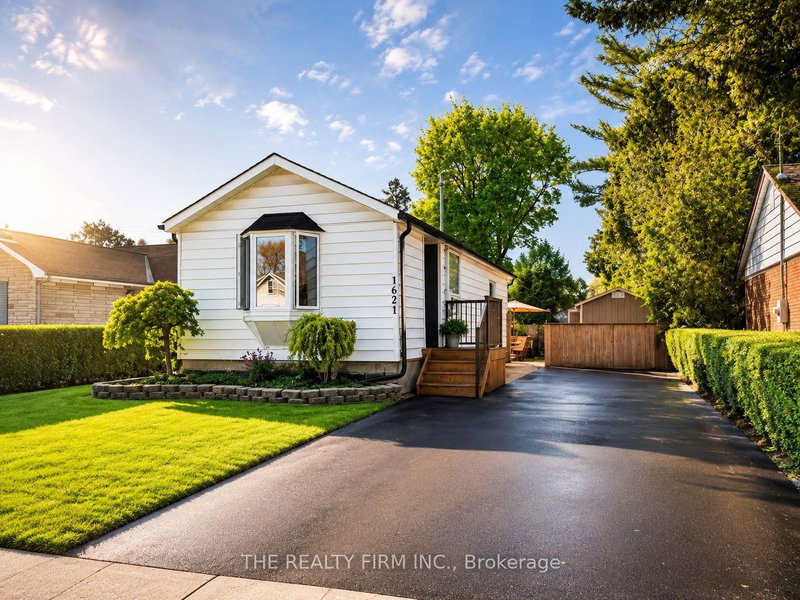 home for sale on 1621 Borden Street