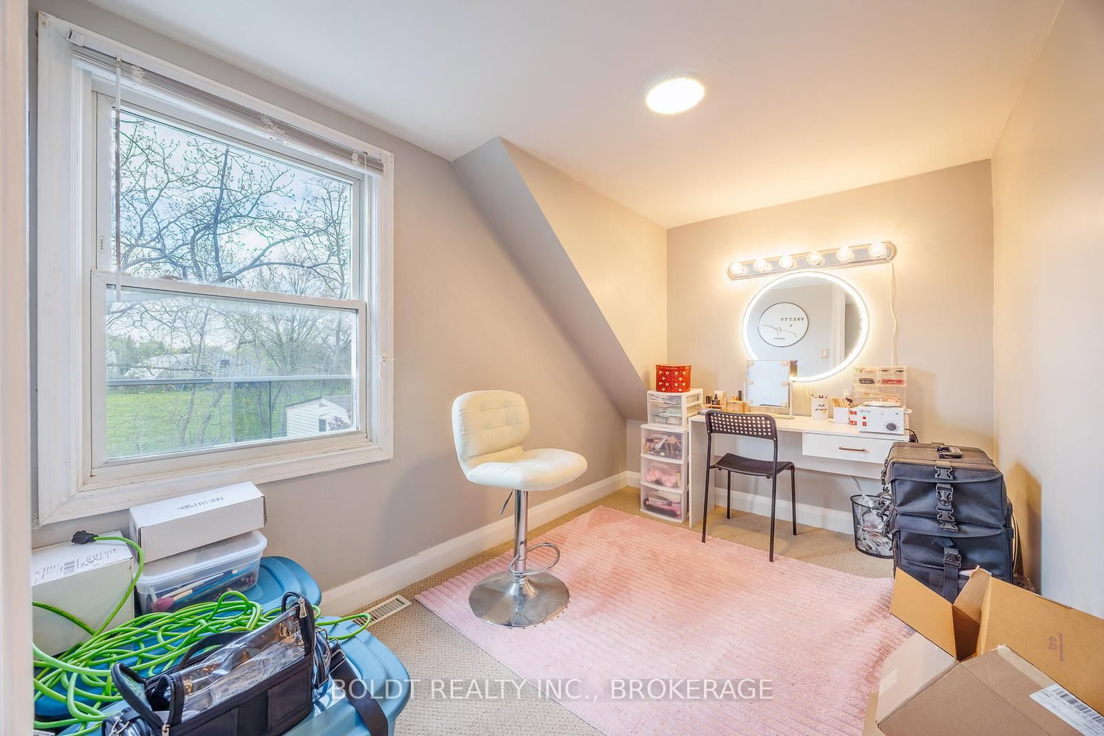 142 CLARA Street • Thorold, ON photo 17