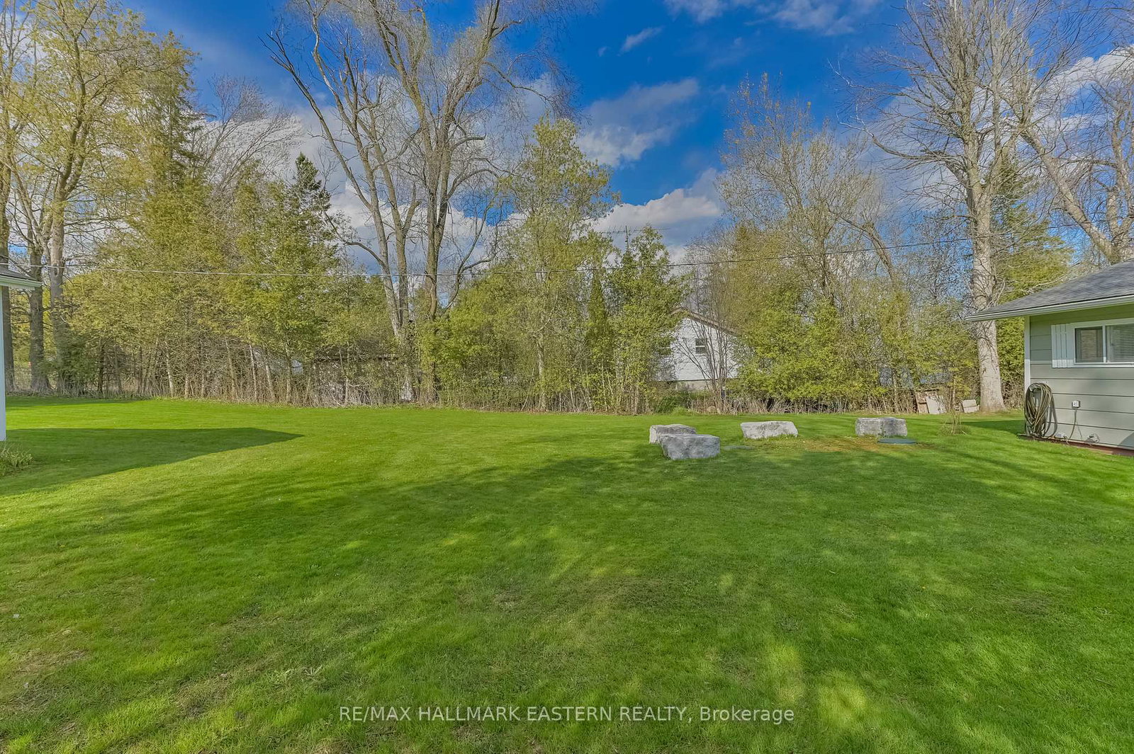 1095 Island View Drive • Otonabee-South Monaghan, ON photo 25