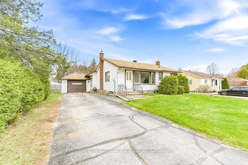 home for sale on 1211 Zadow Street
