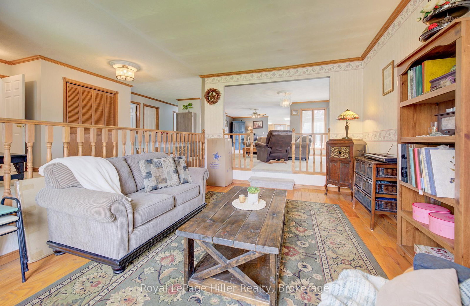 Listing Image 7