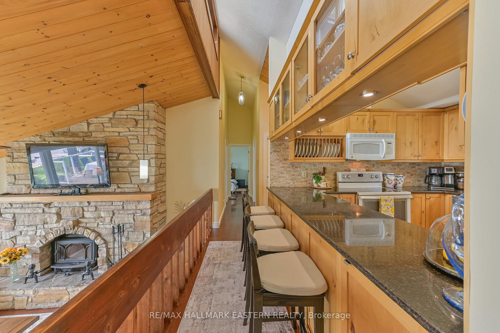 8018 Taits Beach Road • ##200 • Hamilton Township, ON photo 20