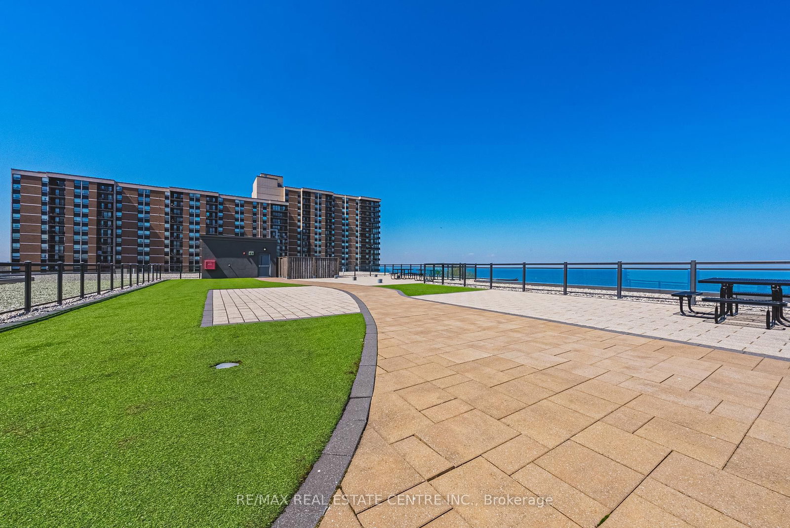 35 Southshore Crescent, Unit 333 - Photo 22