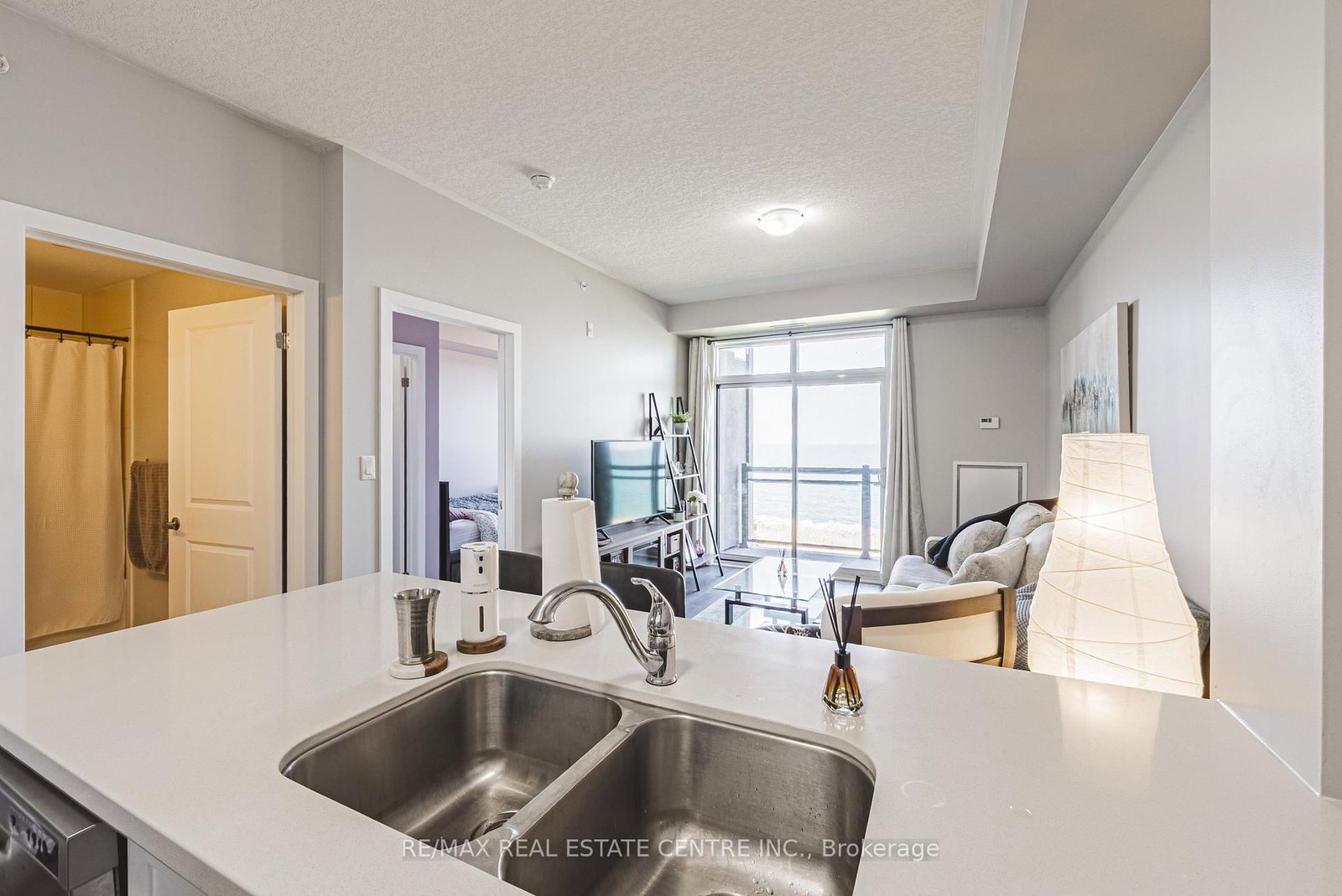 35 Southshore Crescent, Unit 333 - Photo 7
