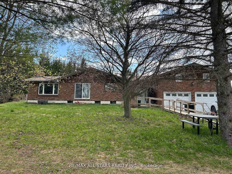 1185 Sturgeon Rd, Kawartha Lakes, Ontario