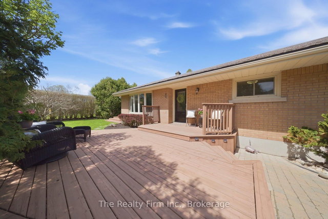 86 Windermere Crescent