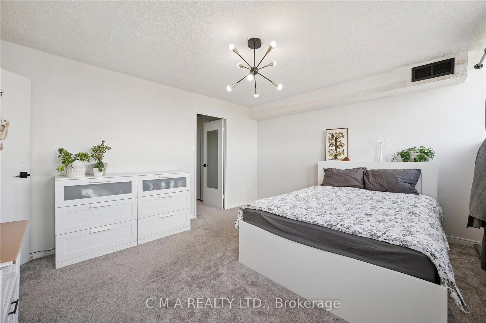 375 King Street N, Unit 1406 - Photo 23