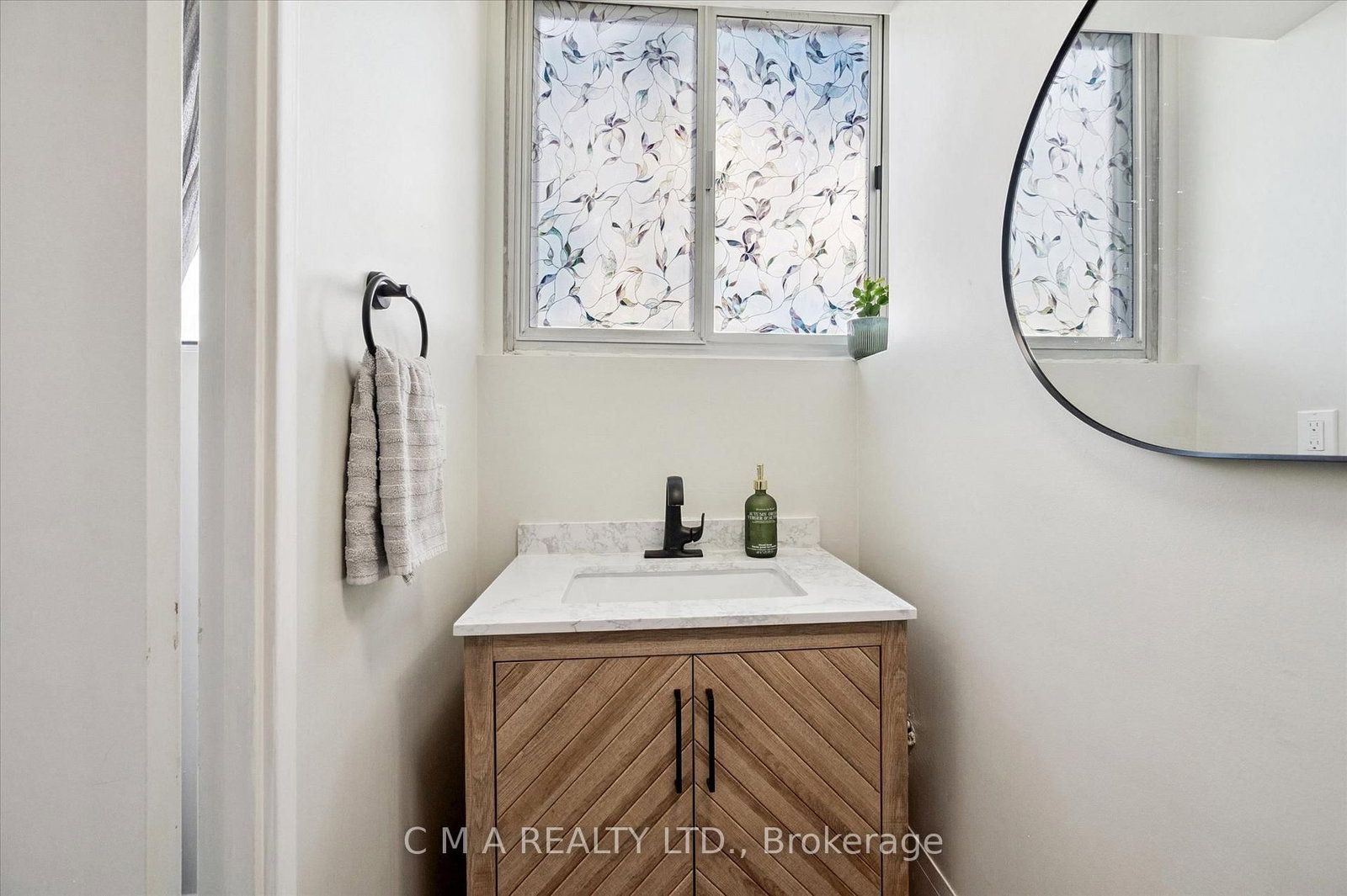 375 King Street N, Unit 1406 - Photo 24