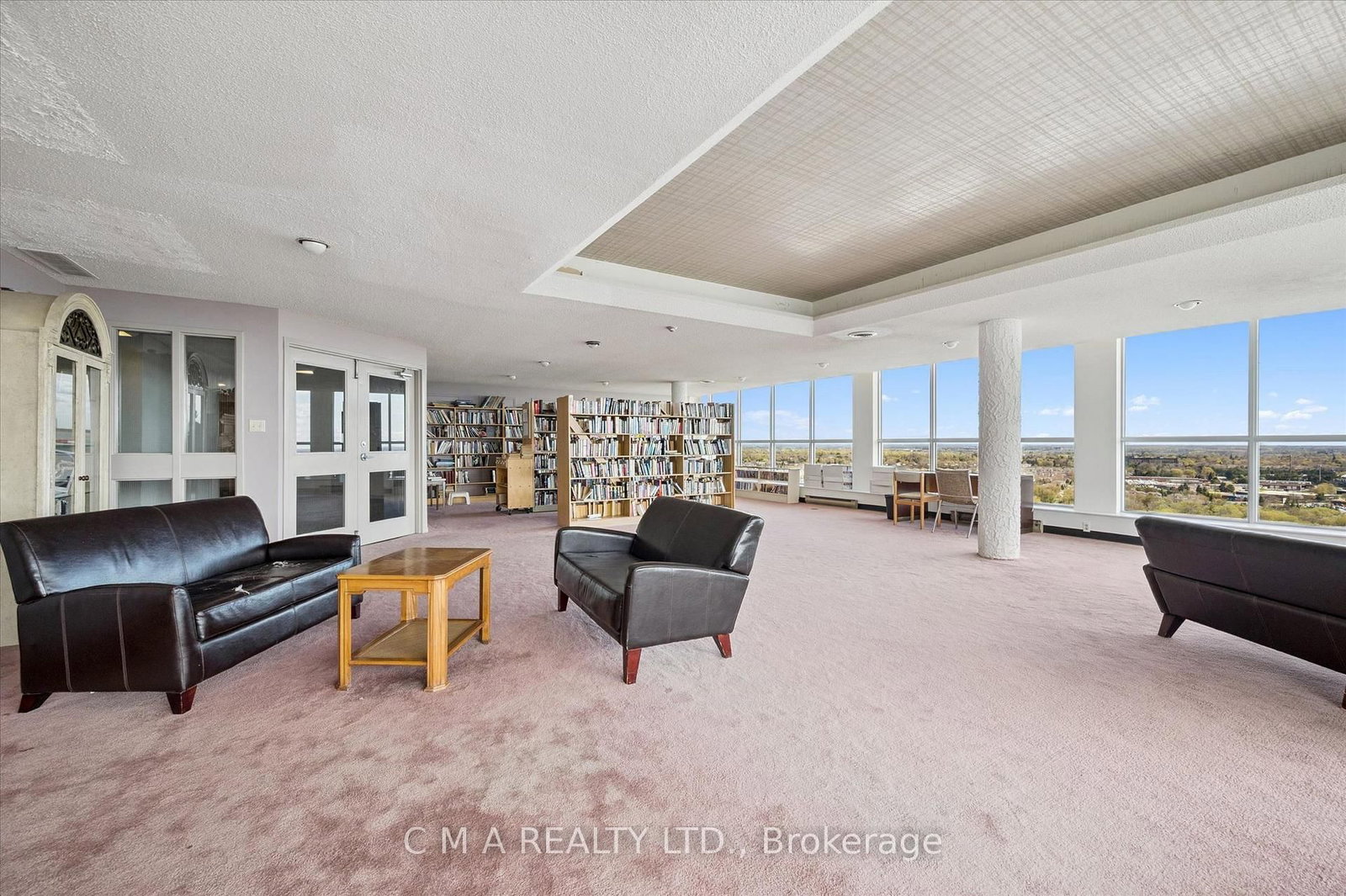 375 King Street N, Unit 1406 - Photo 32