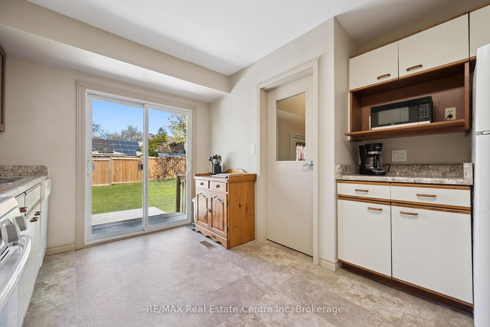 8 Harcourt Drive - Photo 18