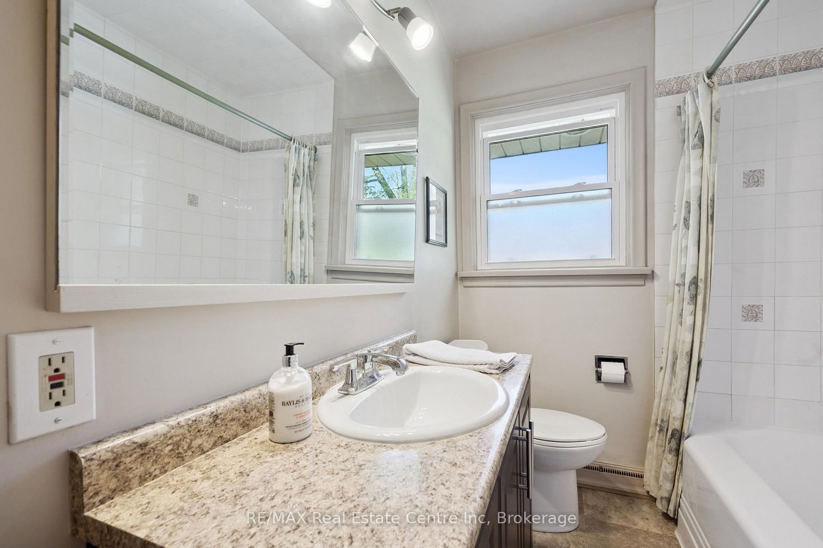 8 Harcourt Drive - Photo 21