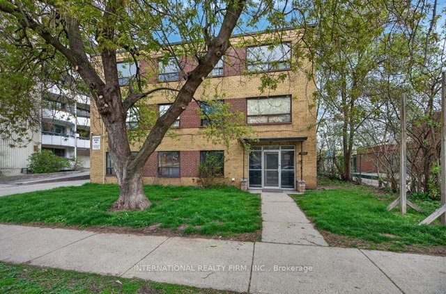 302 - 295 Melvin Avenue