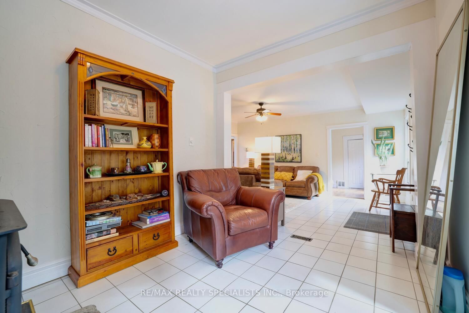 17 Foster Avenue - Photo 8
