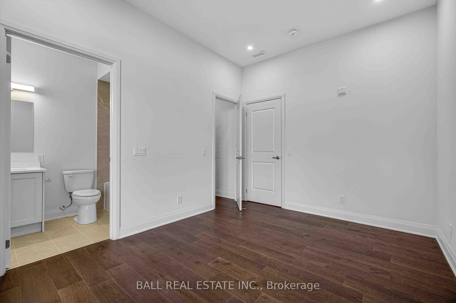 99 Louisa Street, Unit 208 - Photo 15