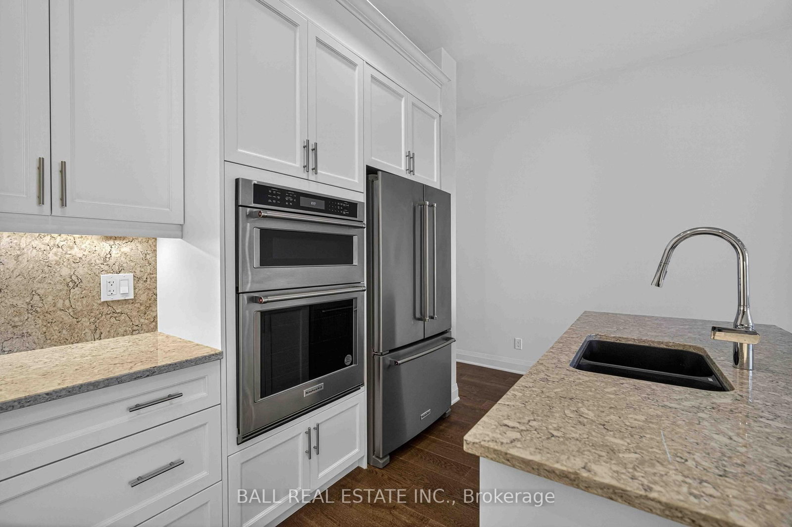 99 Louisa Street, Unit 208 - Photo 5