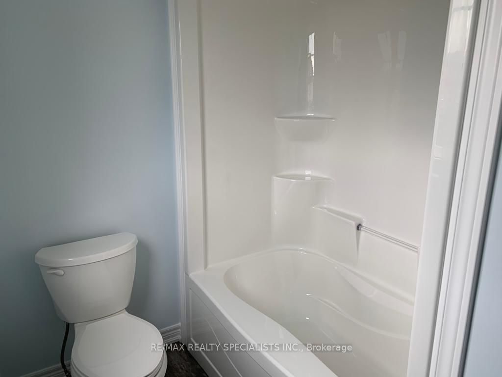 14 DAMUDE Avenue - Photo 13