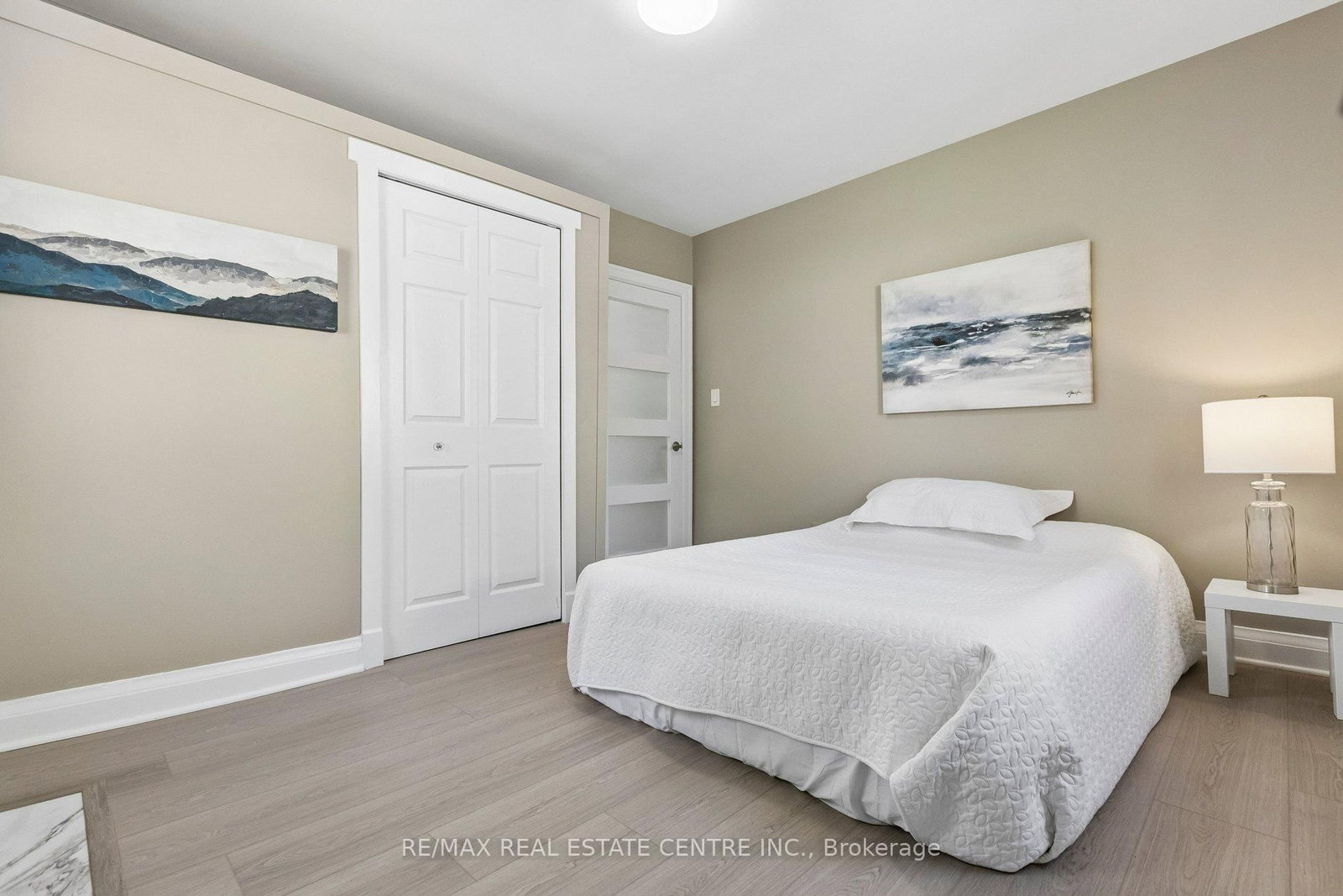 194 Silvercreek Parkway S - Photo 10