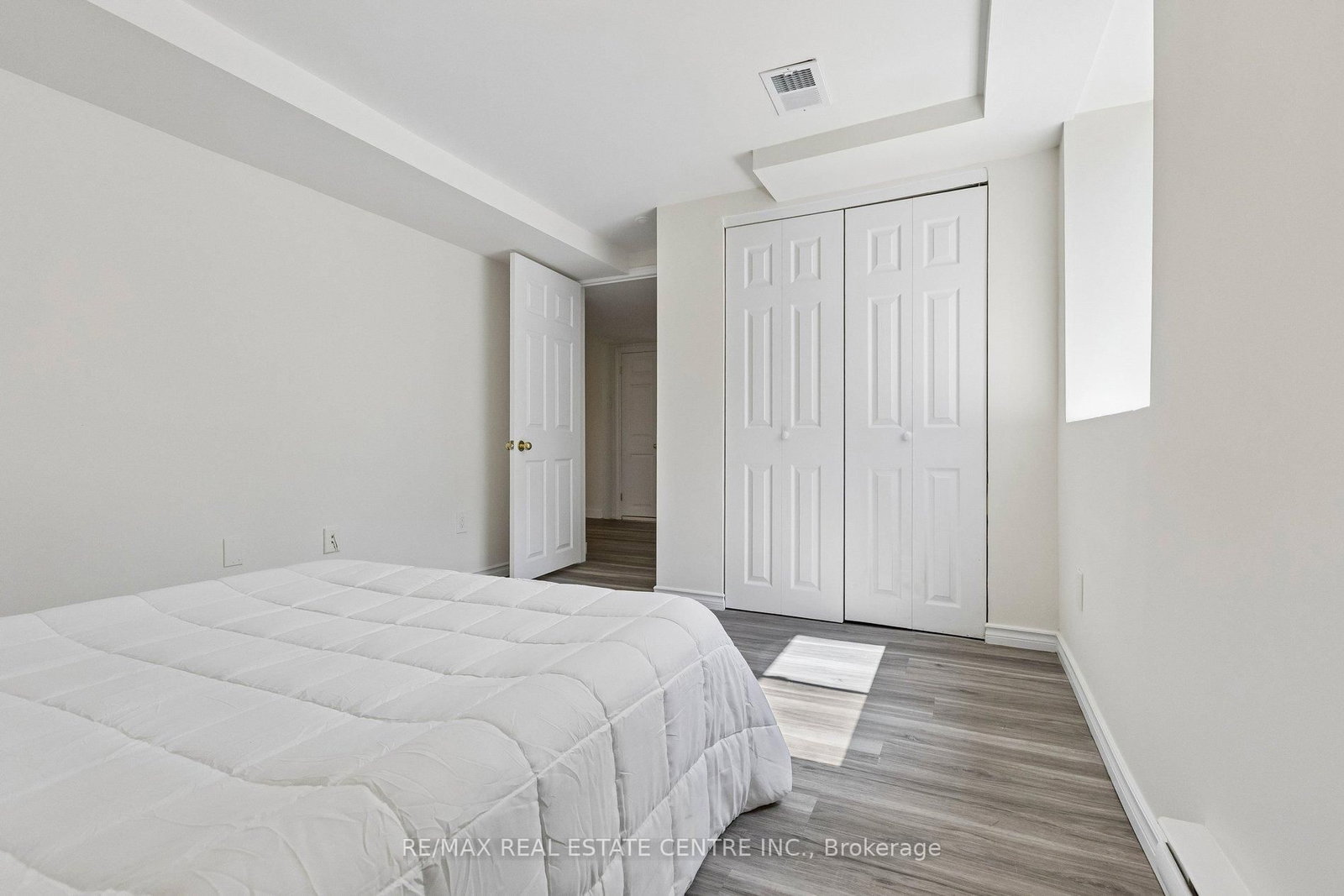 194 Silvercreek Parkway S - Photo 34