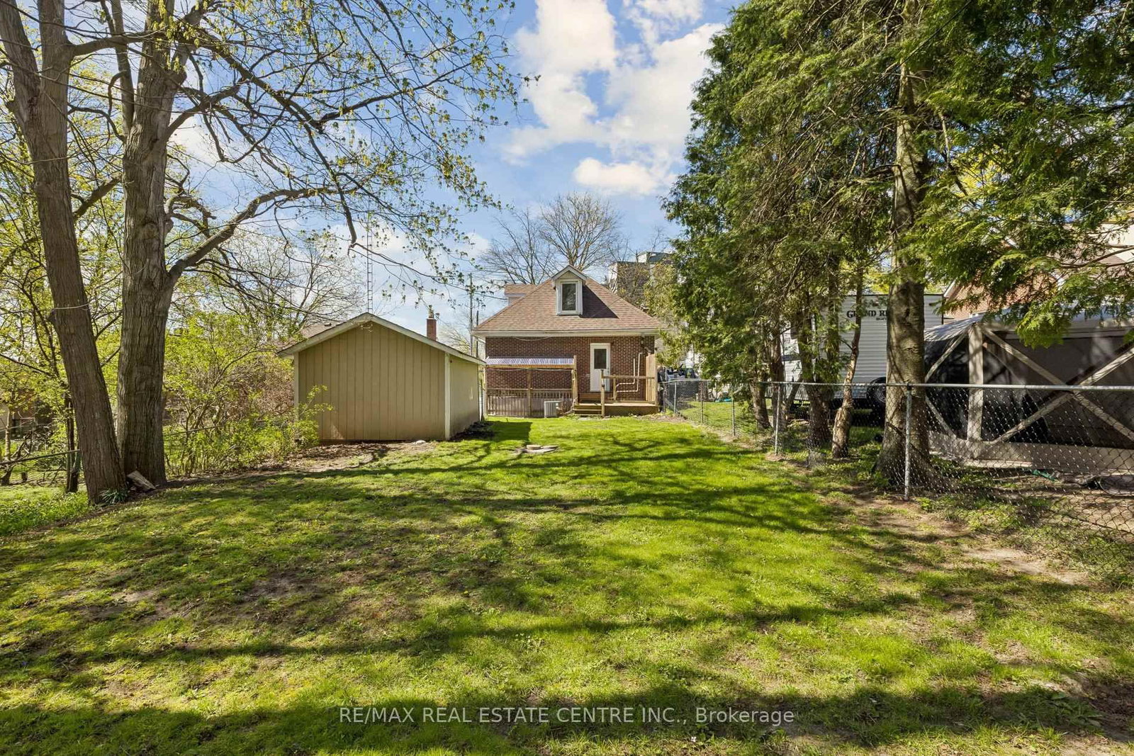 194 S Silvercreek Parkway • Guelph, ON photo 39
