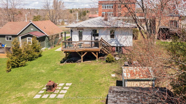 2 Meadow Street