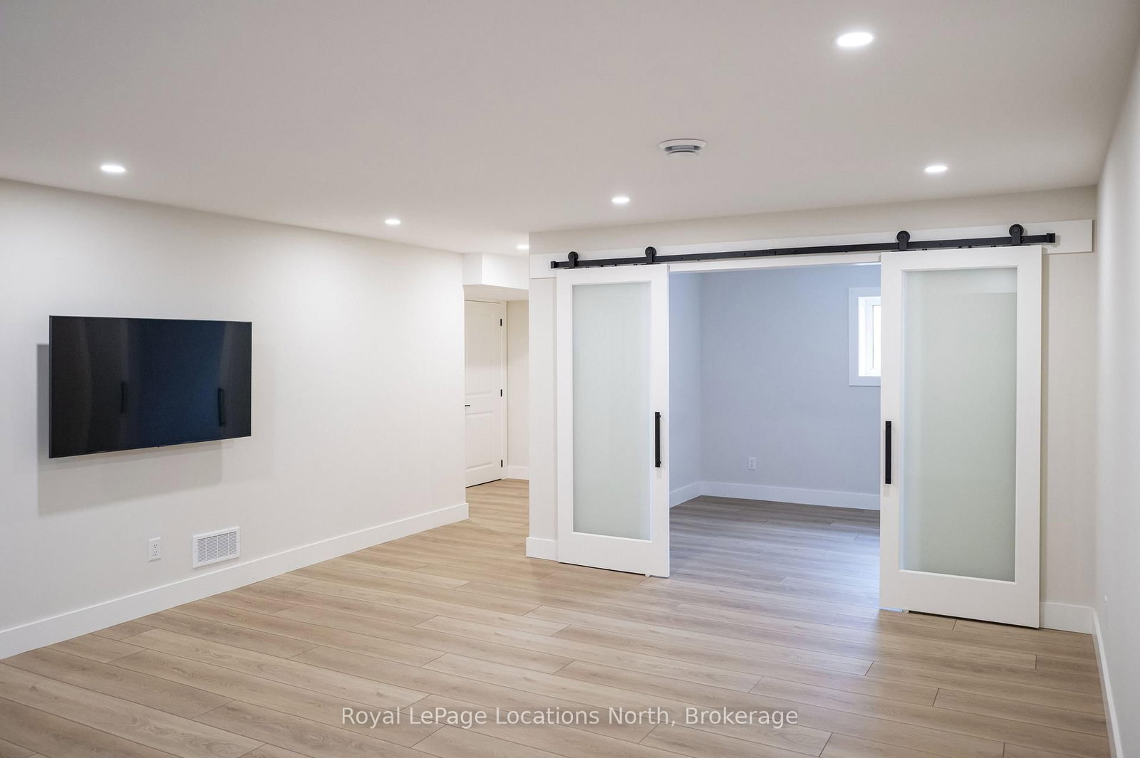 142 Black Willow Crescent - Photo 16