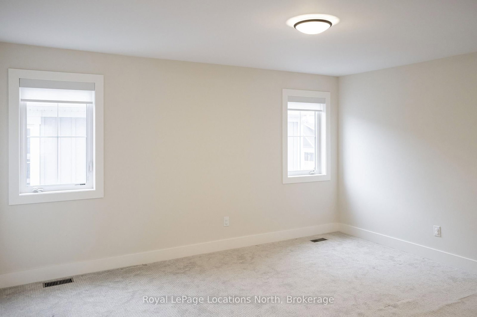 142 Black Willow Crescent - Photo 7