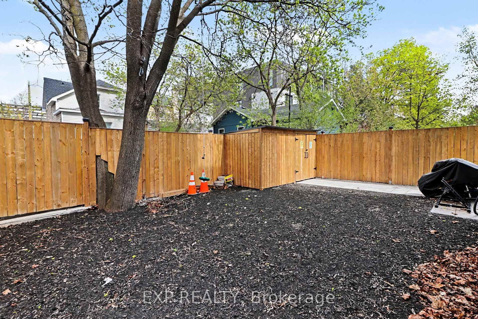 61 Pinehurst Avenue, Unit A - Photo 29