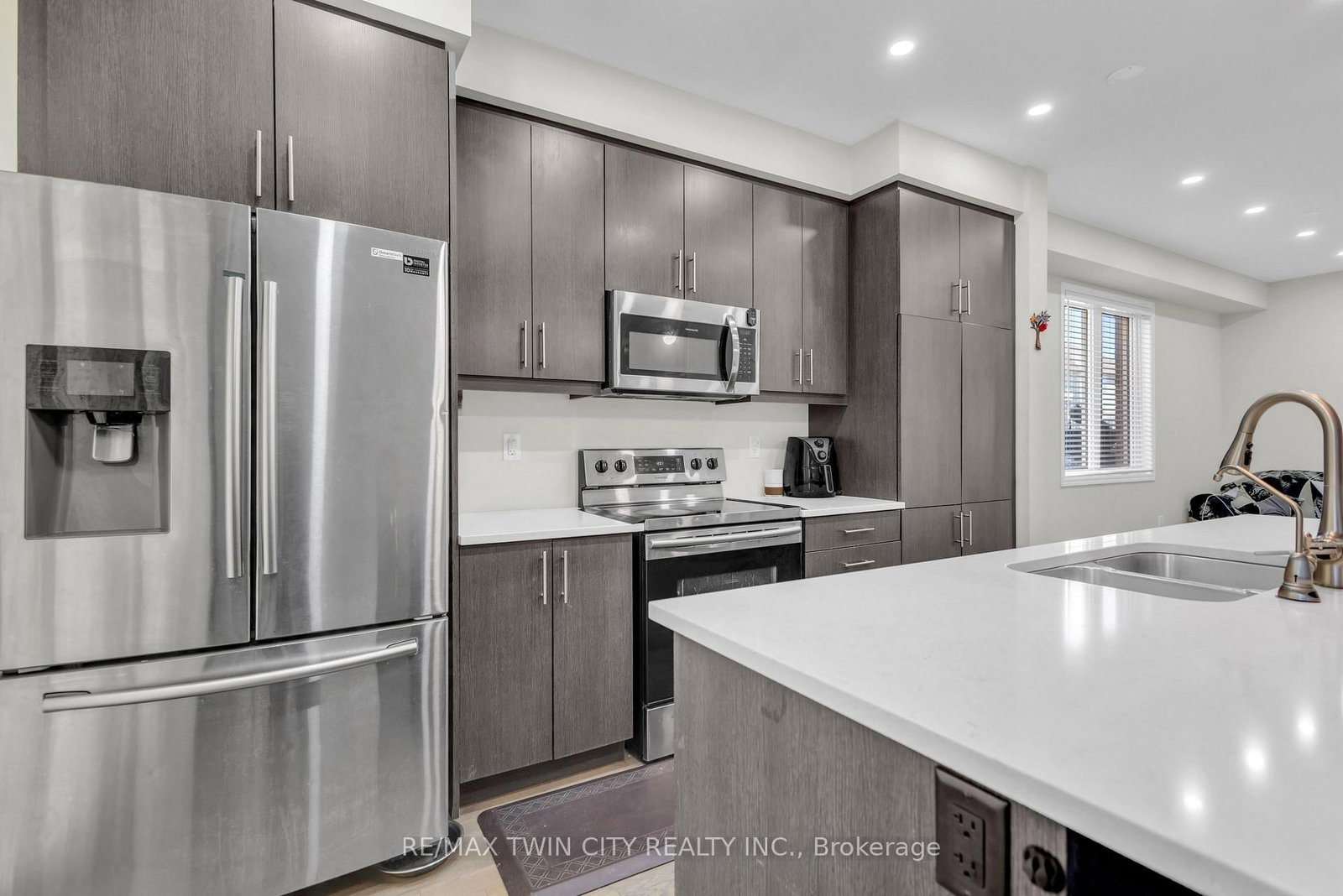 661 Doon South Drive - Photo 9