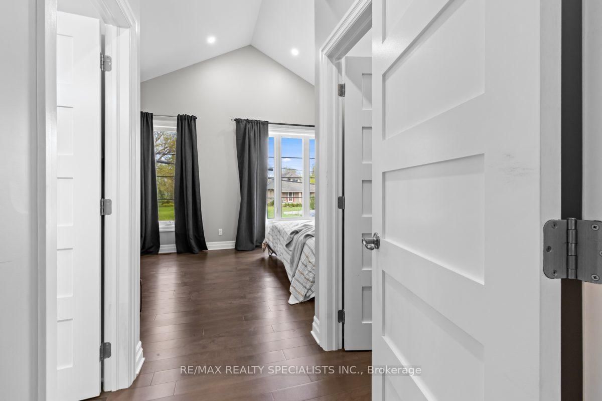 1076 7th Avenue • Hanover, ON photo 24