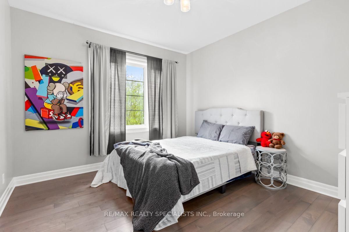 1076 7th Avenue • Hanover, ON photo 29