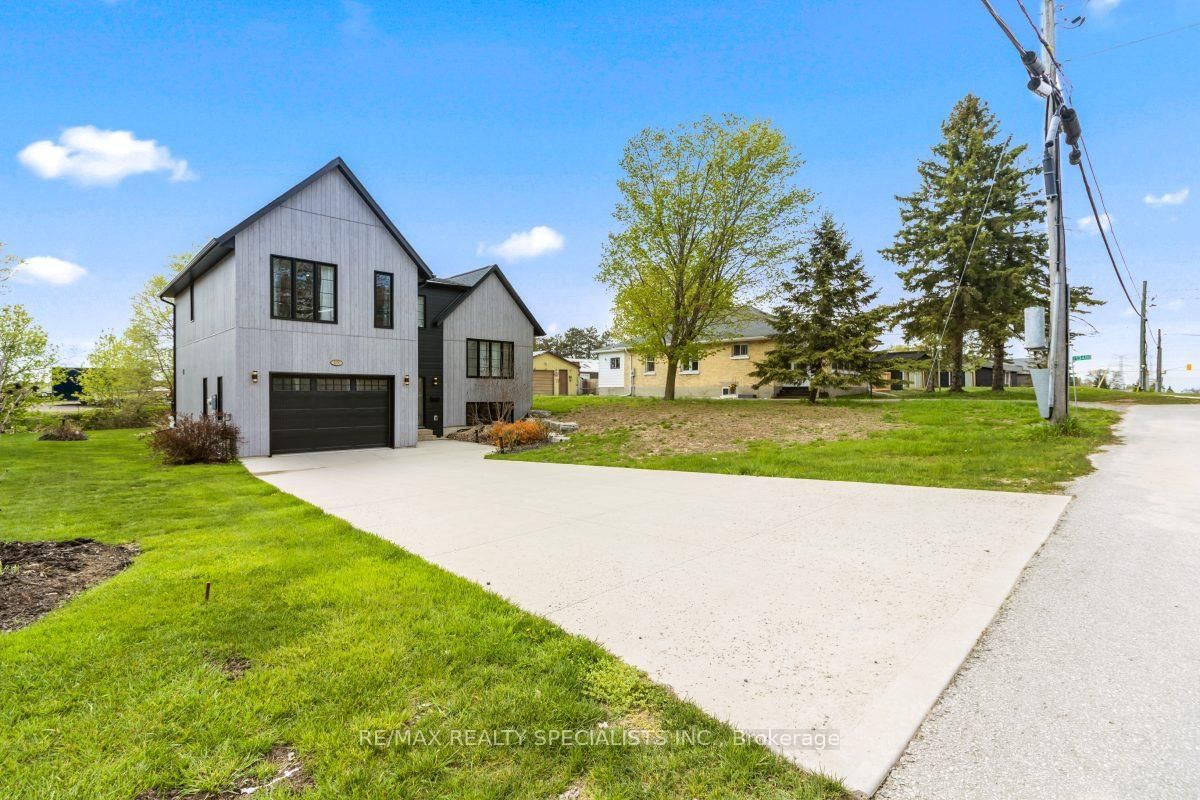 1076 7th Avenue • Hanover, ON photo 47