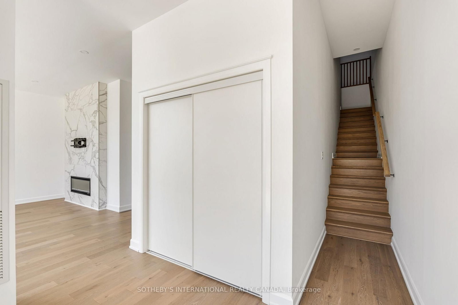 195 Hunter Street E • #TH 105 • Peterborough, ON photo 11