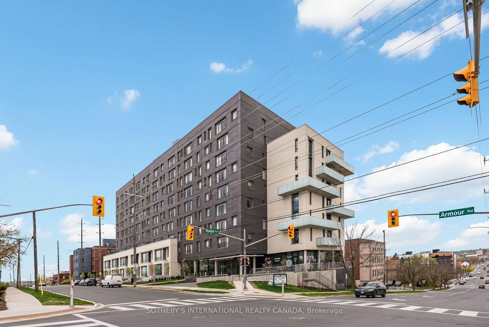 195 Hunter Street E • #TH 105 • Peterborough, ON photo 5
