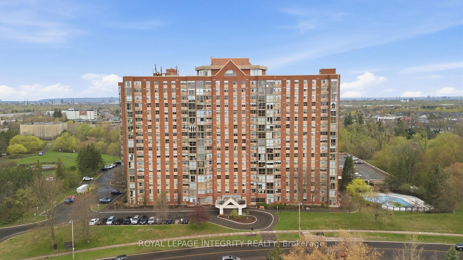 2760 Carousel Crescent • #1208 • Ottawa, ON photo 1