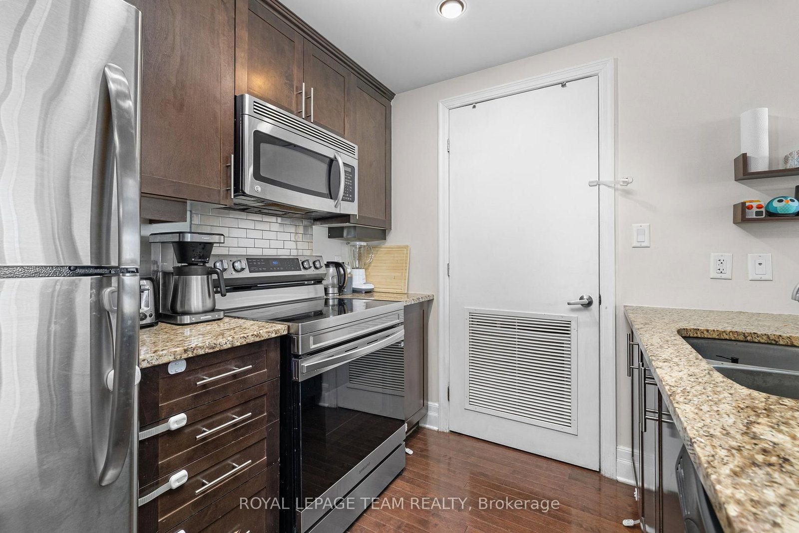 950 Marguerite Avenue • #212 • Ottawa, ON photo 11