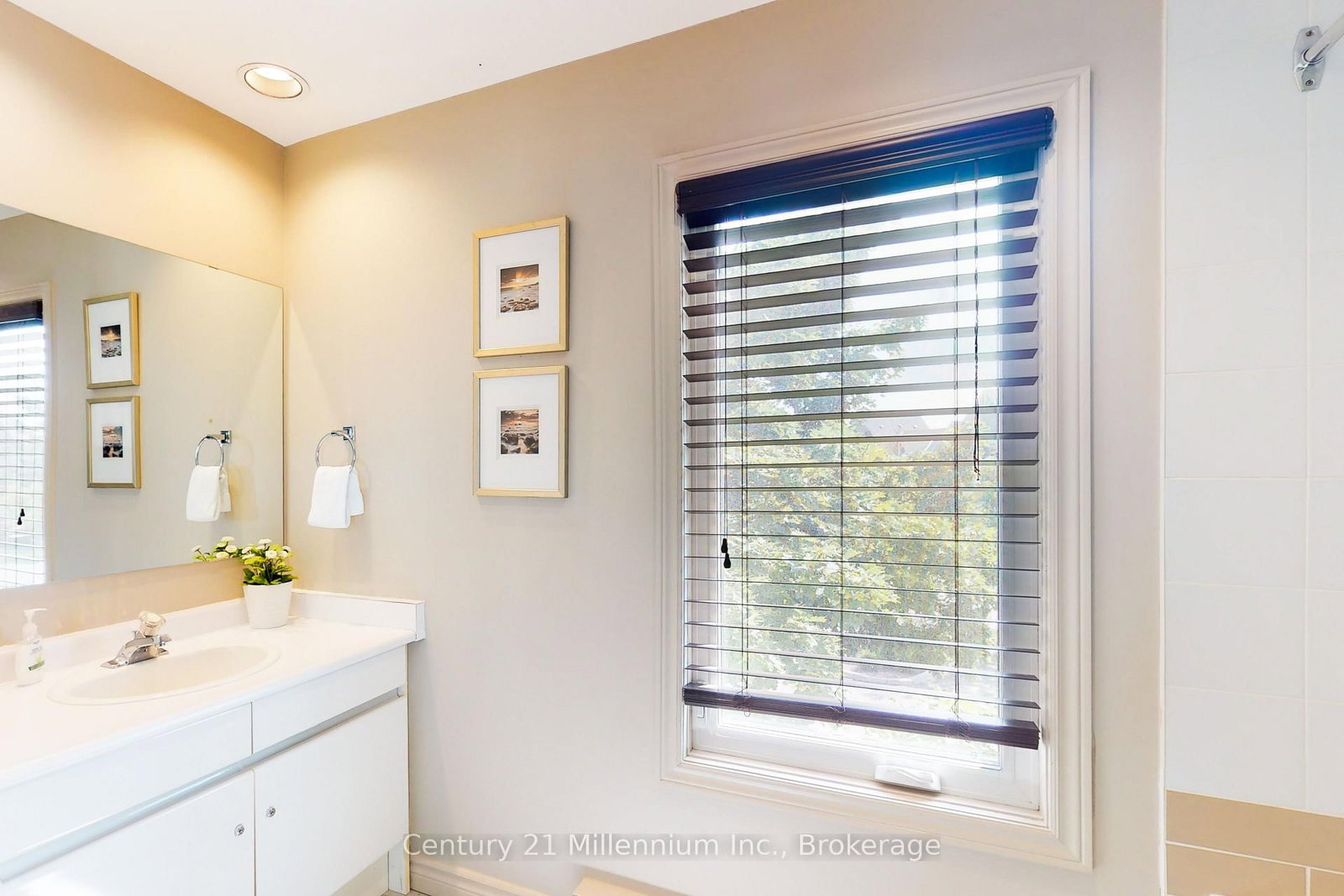110 Fairway Court, Unit 105 - Photo 22