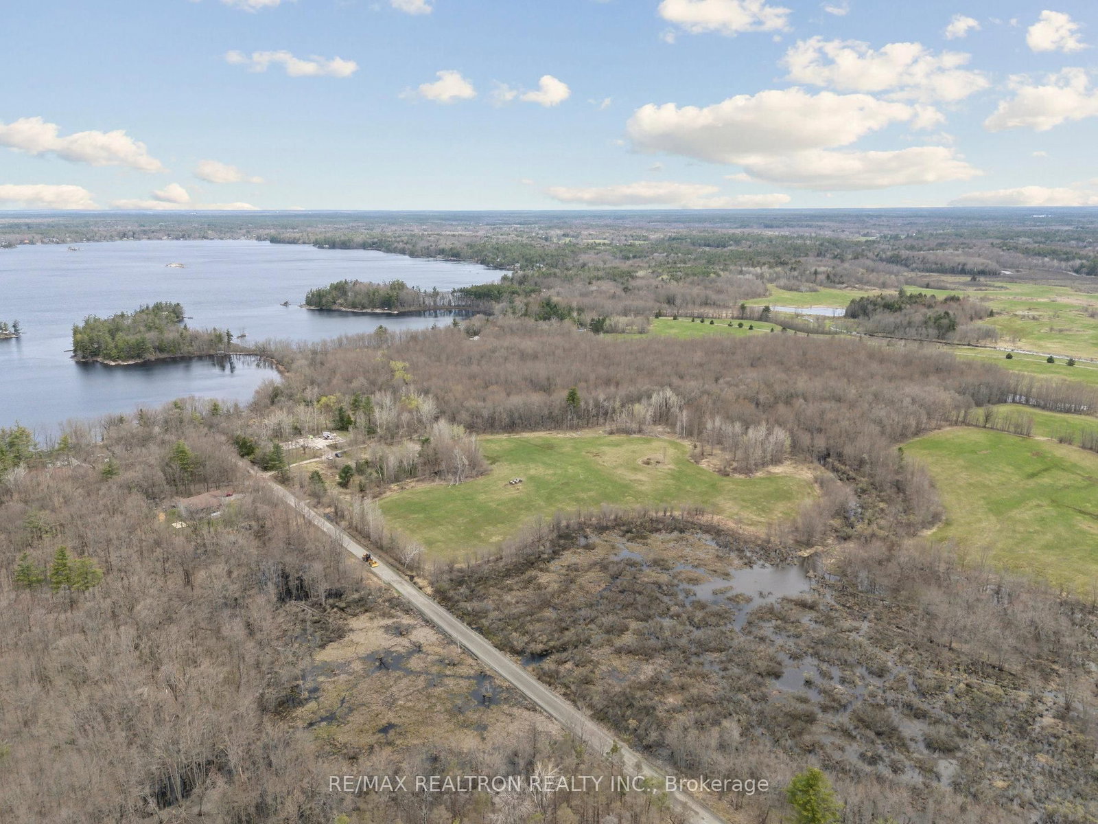 1084A WENONA LODGE Road • Gravenhurst, ON photo 15