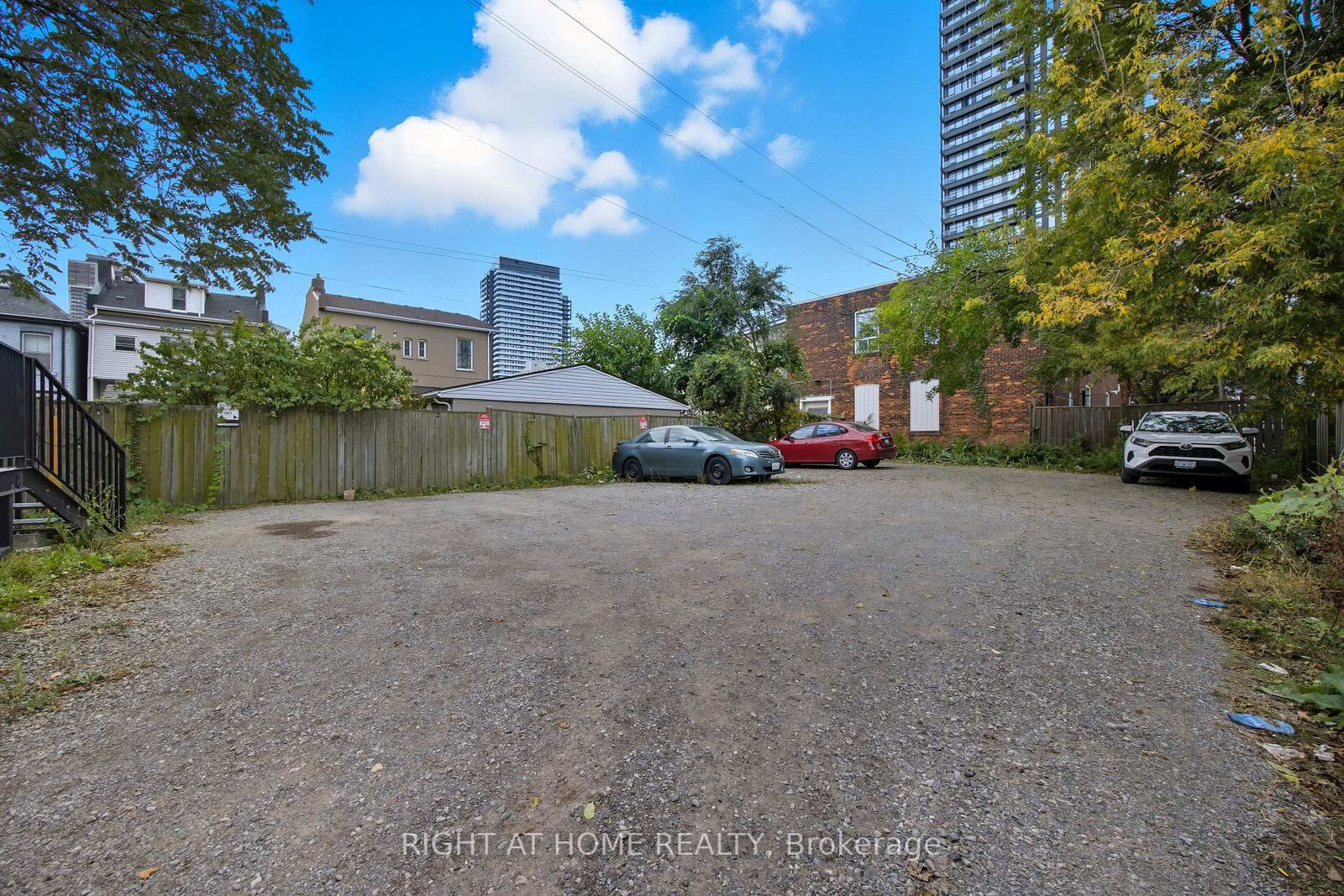 115 Catharine Street N, Unit 2 - Photo 22