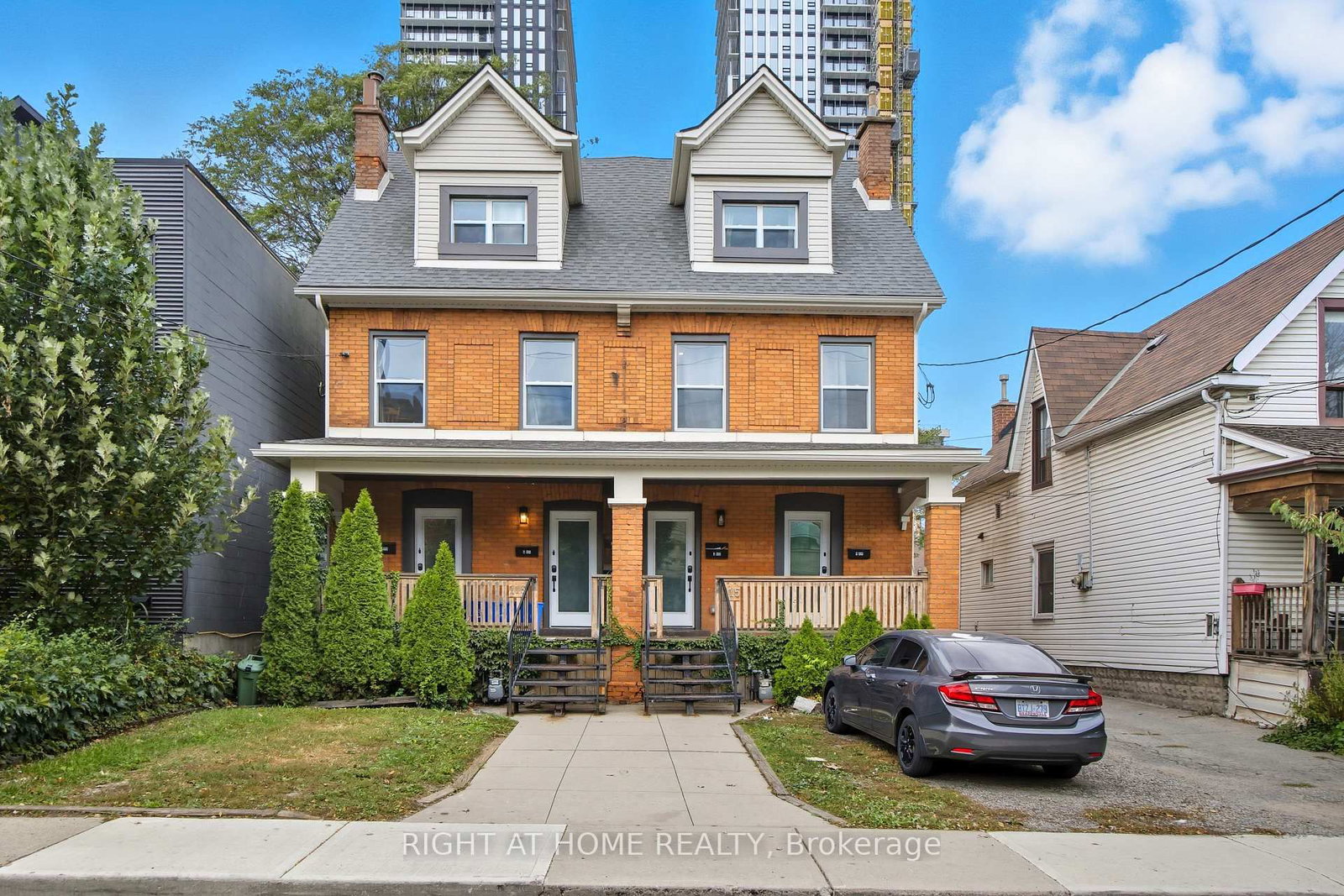 113 Catharine Street N, Unit 1 - Photo 20