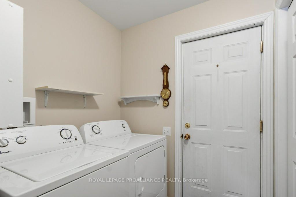 94 Sandbanks Court • Prince Edward County, ON photo 25