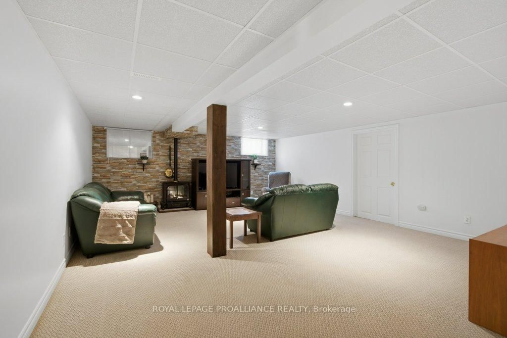 94 Sandbanks Court • Prince Edward County, ON photo 27