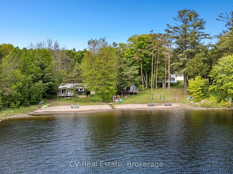 1113 Moon River Rd, Muskoka Lakes, Ontario