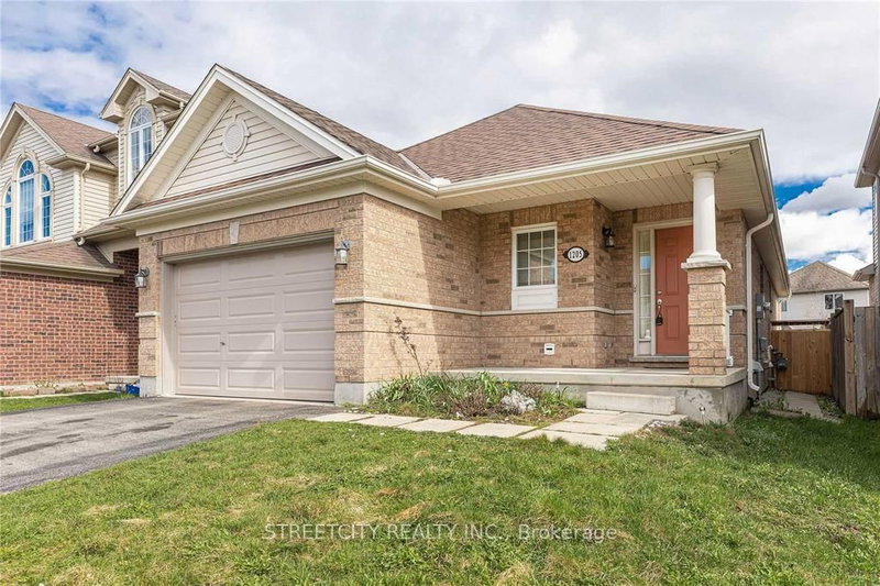 home for lease on 1205 North Wenige Drive