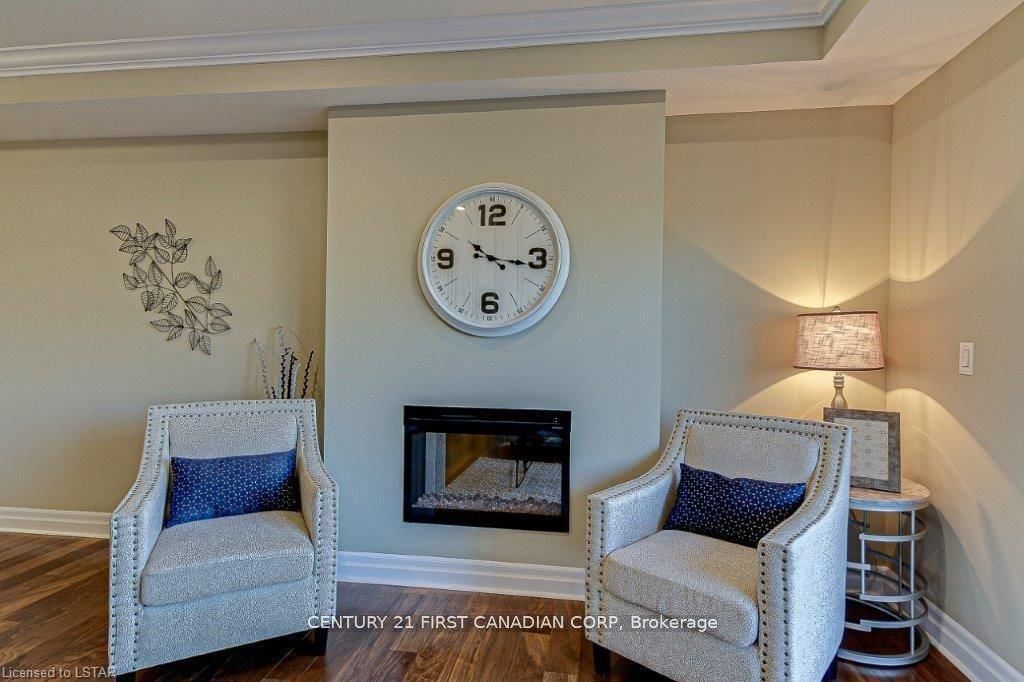 505 Talbot Street, Unit 709 - Photo 23