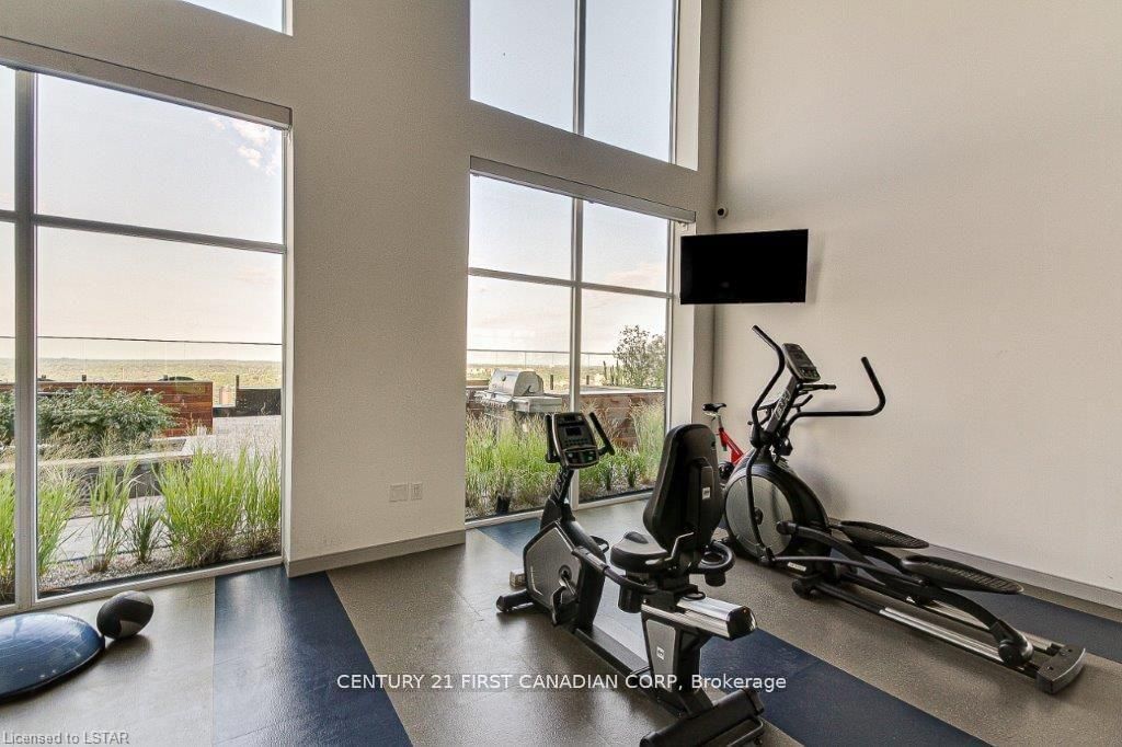 505 Talbot Street, Unit 709 - Photo 40