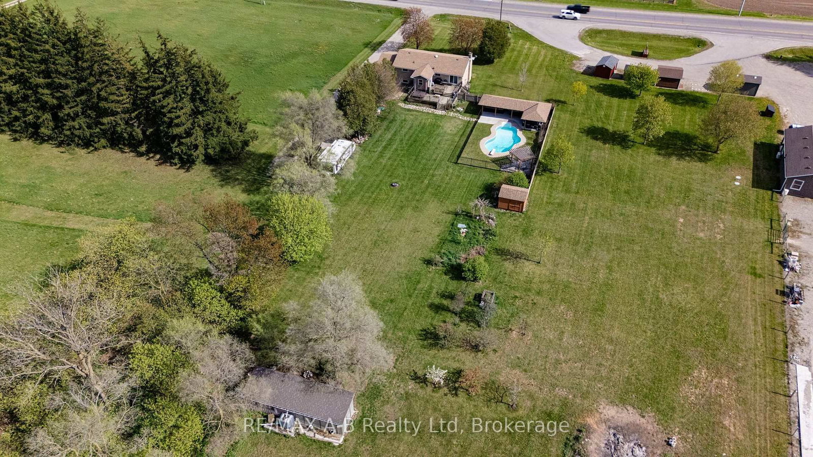 1241 - 1247 Colborne Street W • Brantford, ON photo 26