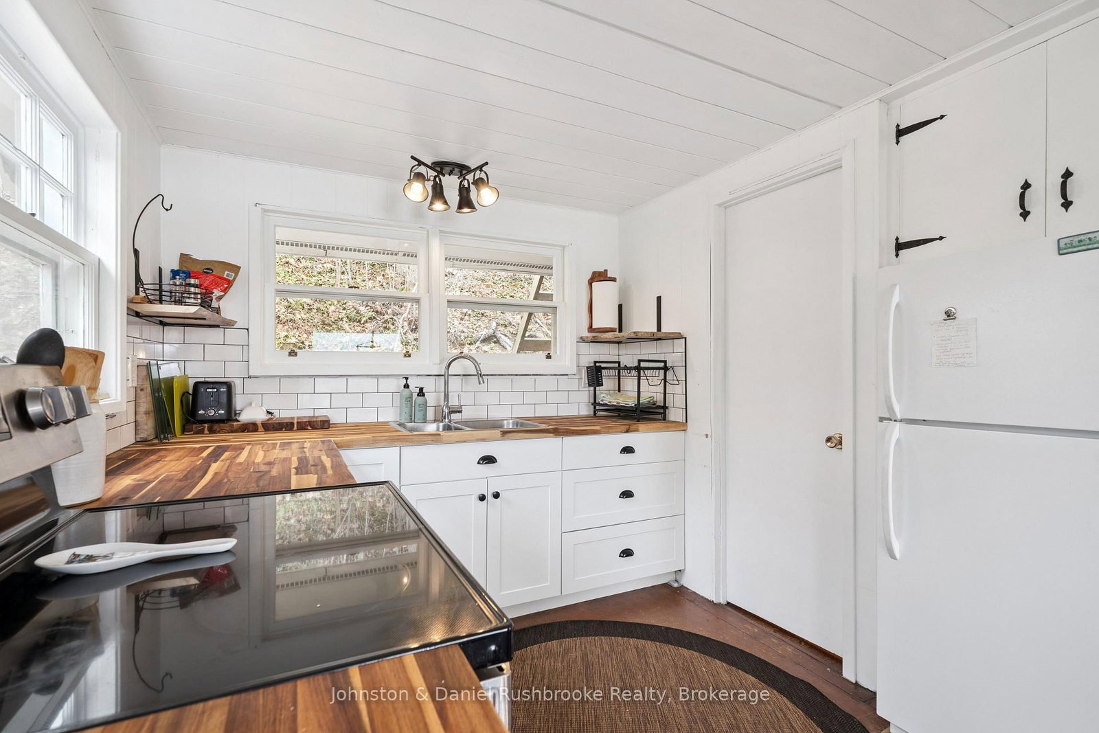 29 Ena Drive • Huntsville, ON photo 15