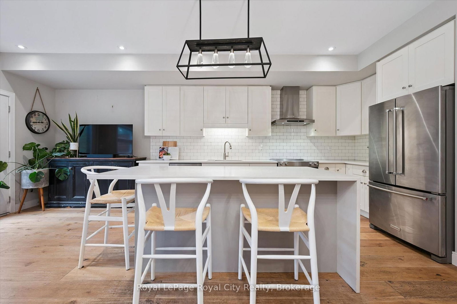 60 Arkell Road, Unit 83 - Photo 2